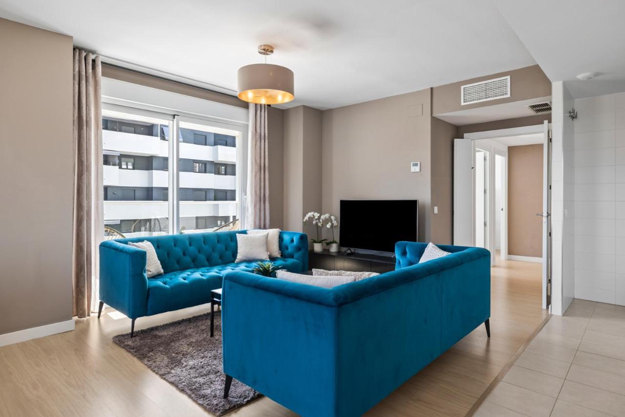 Luxury New Apartment City Center Estepona - Private Parking Buitenkant foto